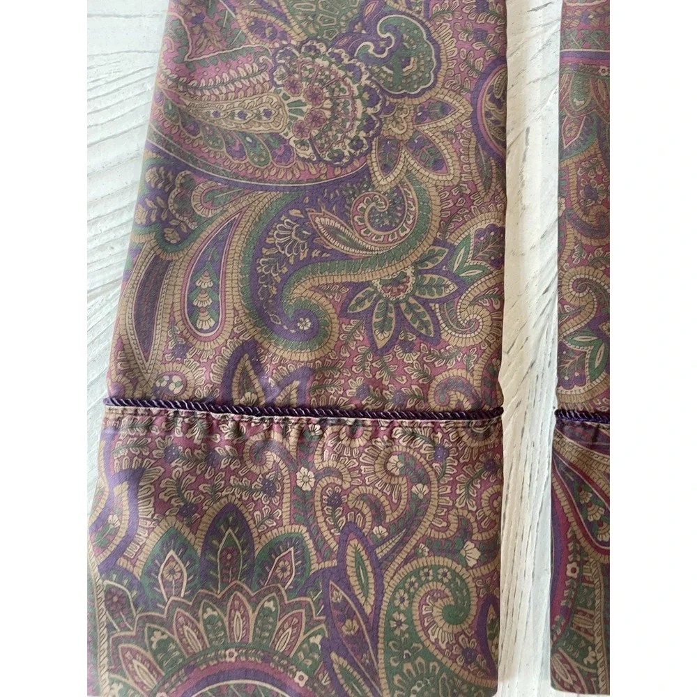 Vtg Set of 2 Ralph Lauren New Bohemian Paisley Purple Standard Pillowcases